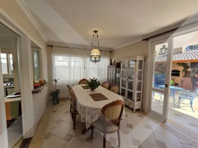 Casa de Condomínio com 3 Quartos à venda, 230m² no Morada das Flores (Aldeia da Serra), Santana de Parnaíba