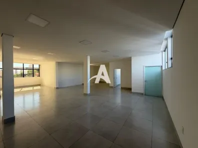 Sala Comercial para alugar, 200m² no Santa Mônica, Uberlândia