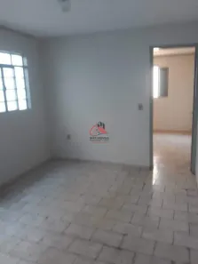 Casa com 1 Quarto para alugar, 39m² no Conjunto Cássio Rezende, Uberaba