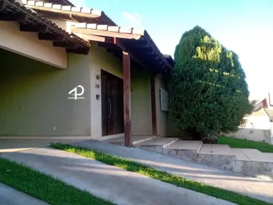Casa de Condomínio com 4 Quartos à venda, 354m² no Jardim Itália, Cuiabá