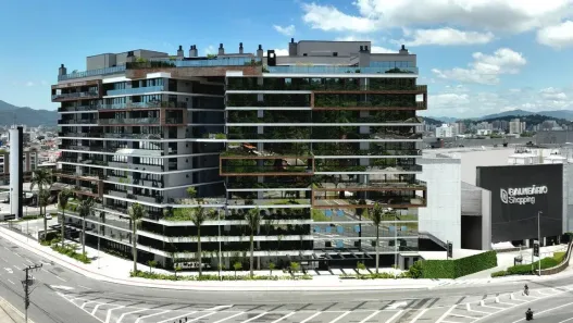 Apartamento com 2 Quartos para alugar, 83m² no Estados, Balneário Camboriú
