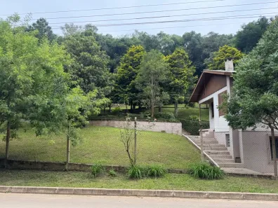 Casa com 3 Quartos para alugar, 70m² no Barracão, Bento Gonçalves