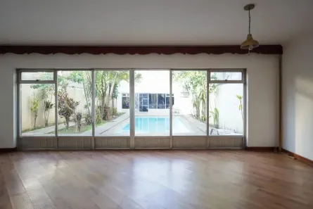 Casa com 4 Quartos à venda, 340m² no Vila Cordeiro, São Paulo