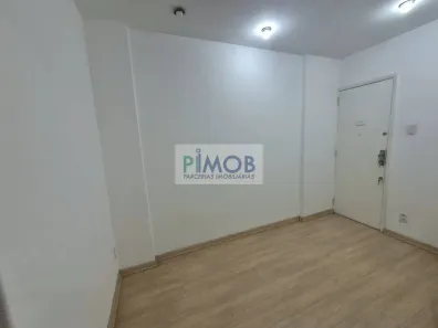 Apartamento com 2 Quartos para alugar, 45m² no Copacabana, Rio de Janeiro