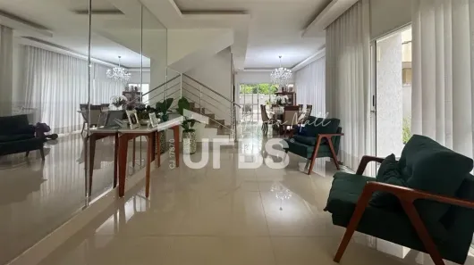 Casa de Condomínio com 5 Quartos à venda, 272m² no Loteamento Portal do Sol II, Goiânia