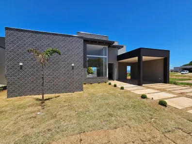Casa de Condomínio com 4 Quartos à venda, 145m² no Condomínio Riviera de Santa Cristina XIII, Paranapanema