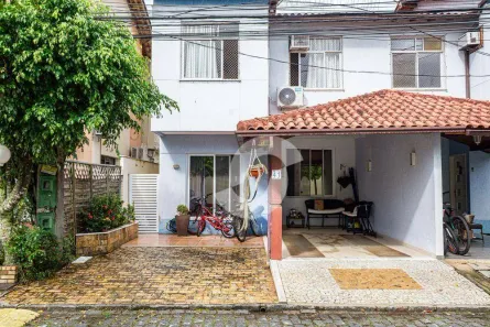 Casa de Condomínio com 3 Quartos à venda, 120m² no Engenho do Mato, Niterói