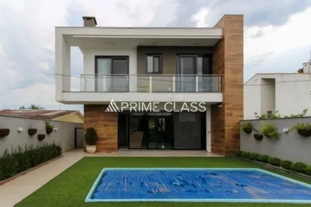 Sobrado com 3 Quartos para alugar, 270m² no Nossa Senhora das Graças, Canoas