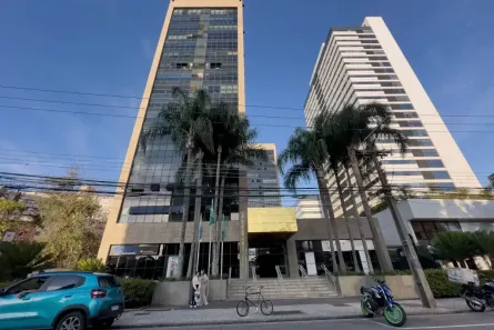 Sala Comercial à venda, 43m² no Centro Cívico, Curitiba