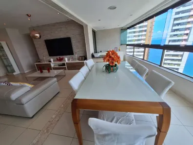 Apartamento com 4 Quartos à venda, 185m² no Vitória, Salvador