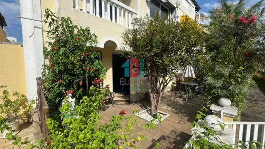 Casa de Condomínio com 4 Quartos à venda, 180m² no Recreio dos Bandeirantes, Rio de Janeiro