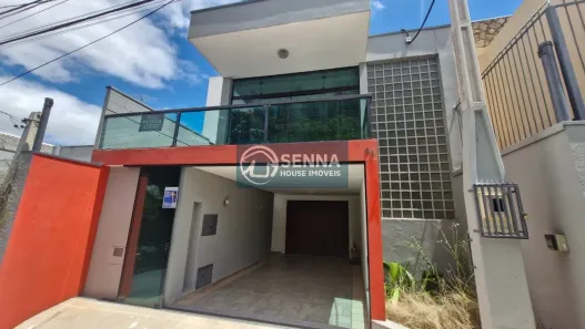 Imóvel Comercial com 3 Quartos para alugar, 204m² no Jardim Messina, Jundiaí
