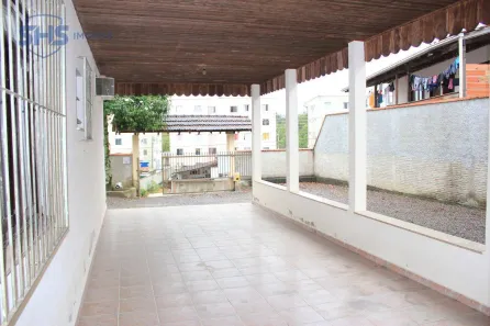 Casa com 4 Quartos para alugar, 228m² no Passo Manso, Blumenau