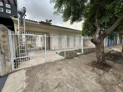 Imóvel Comercial para alugar, 132m² no Jardim América, Maringá