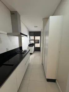 Apartamento com 3 Quartos para alugar, 146m² no Centro, Itajaí