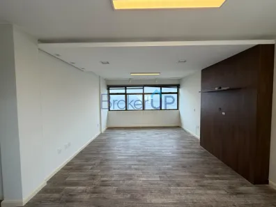 Sala Comercial para alugar, 33m² no Centro Histórico, Porto Alegre