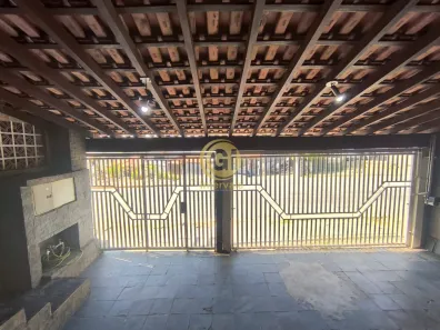 Imóvel Comercial com 3 Quartos à venda, 70m² no Parque Santo Antônio, Jacareí