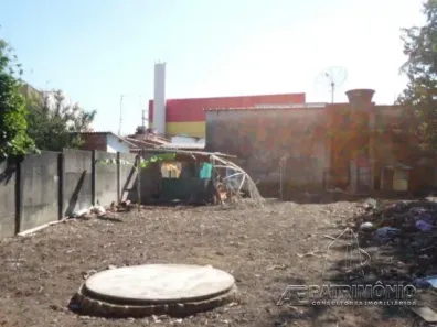 à venda, 200m² no Centro, Araçoiaba da Serra