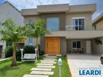 Casa de Condomínio com 3 Quartos à venda, 345m² no Tamboré, Barueri