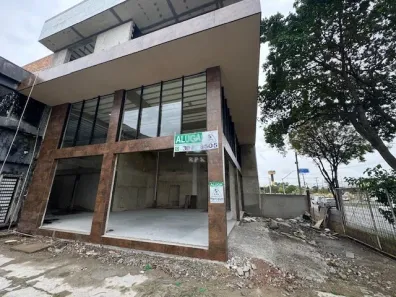 Ponto Comercial para alugar, 135m² no Hauer, Curitiba
