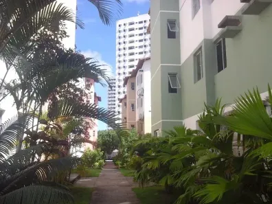Apartamento com 2 Quartos para alugar, 44m² no Antares, Maceió