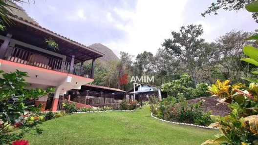 Casa com 4 Quartos à venda, 600m² no Itacoatiara, Niterói