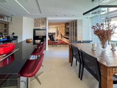 Apartamento com 3 Quartos à venda, 309m² no Centro, Florianópolis