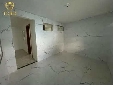 Casa com 3 Quartos para alugar, 80m² no Parque das Grevíleas 3ª parte, Maringá