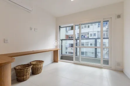Apartamento com 1 Quarto para alugar, 33m² no Farroupilha, Porto Alegre