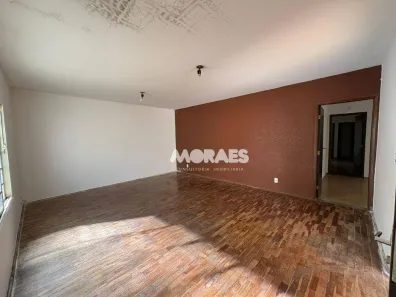 Casa com 3 Quartos para alugar, 250m² no Jardim Panorama, Bauru