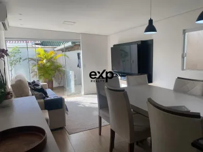 Casa com 3 Quartos à venda, 180m² no Lagoa da Conceição, Florianópolis