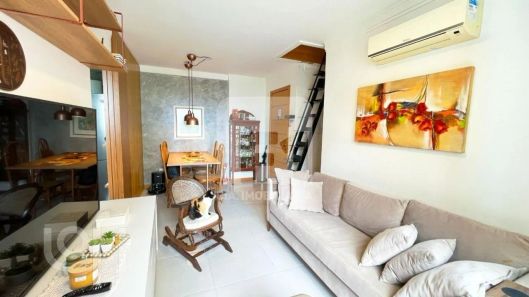 Apartamento com 2 Quartos à venda, 70m² no Trindade, Florianópolis