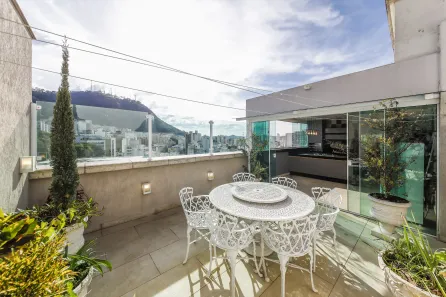 Cobertura com 3 Quartos à venda, 246m² no Centro, Juiz de Fora