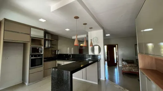 Casa de Condomínio com 3 Quartos para alugar, 240m² no Terras de Santa Izabel, Salto
