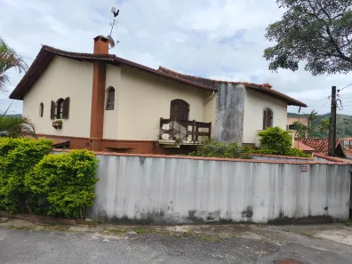 Casa com 3 Quartos à venda, 181m² no Barreiro, Mairiporã