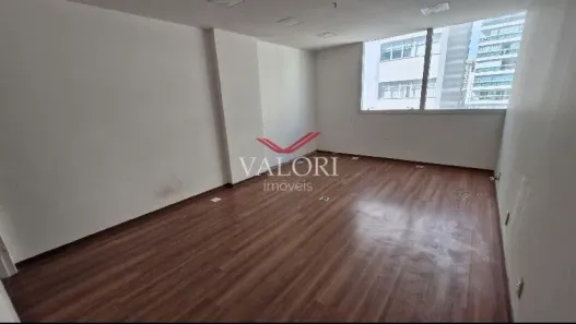 Sala Comercial à venda, 35m² no Praia da Costa, Vila Velha