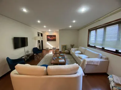 Sobrado com 5 Quartos à venda, 380m² no Vila Albertina, São Paulo