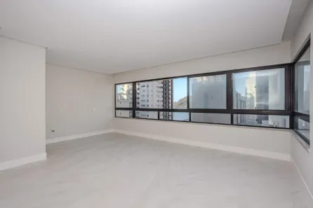 Apartamento com 3 Quartos à venda, 130m² no Centro, Balneário Camboriú