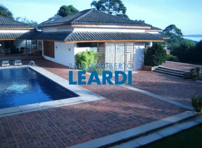 Casa com 4 Quartos à venda, 900m² no Pirucaia, Mairiporã