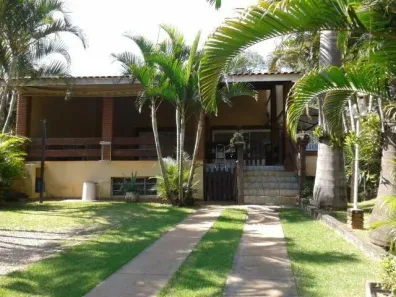 Fazenda/Sítio com 3 Quartos à venda, 235m² no Recanto Princesa da Colina, Itatiba