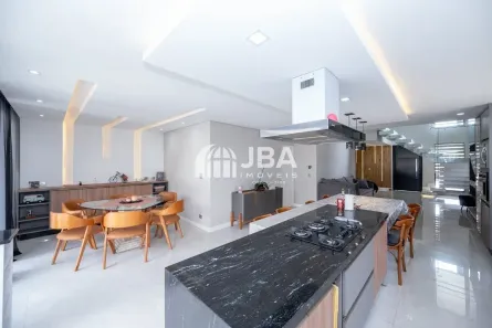 Casa com 3 Quartos à venda, 355m² no Boa Vista, Curitiba