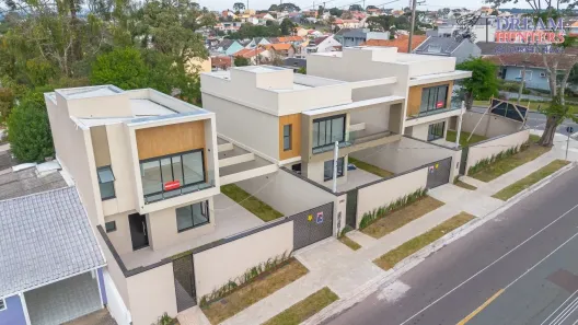 Casa com 3 Quartos à venda, 145m² no Uberaba, Curitiba