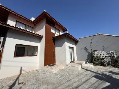 Casa com 4 Quartos à venda, 236m² no Manguinhos, Armação dos Búzios