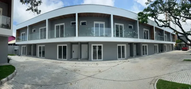 Casa de Condomínio com 2 Quartos à venda, 104m² no Armação do Pântano do Sul, Florianópolis