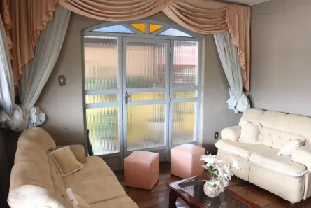 Casa com 3 Quartos à venda, 360m² no Califórnia, Belo Horizonte