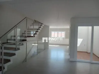 Sobrado com 3 Quartos à venda, 250m² no Nova Petrópolis, São Bernardo do Campo