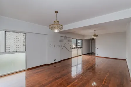 Apartamento com 4 Quartos para alugar, 162m² no Paraíso, São Paulo