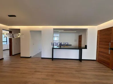 Apartamento com 4 Quartos à venda, 155m² no Meireles, Fortaleza