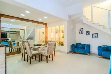 Casa com 5 Quartos à venda, 240m² no Santa Tereza, Porto Alegre