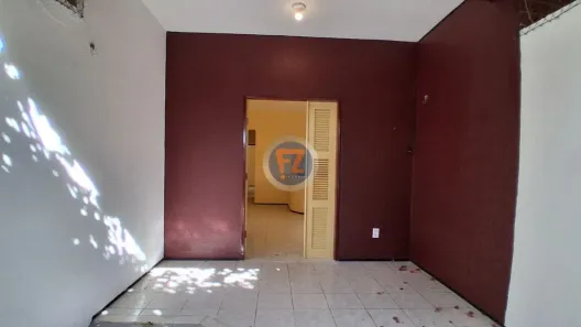 Casa com 2 Quartos para alugar, 65m² no Jardim das Oliveiras, Fortaleza